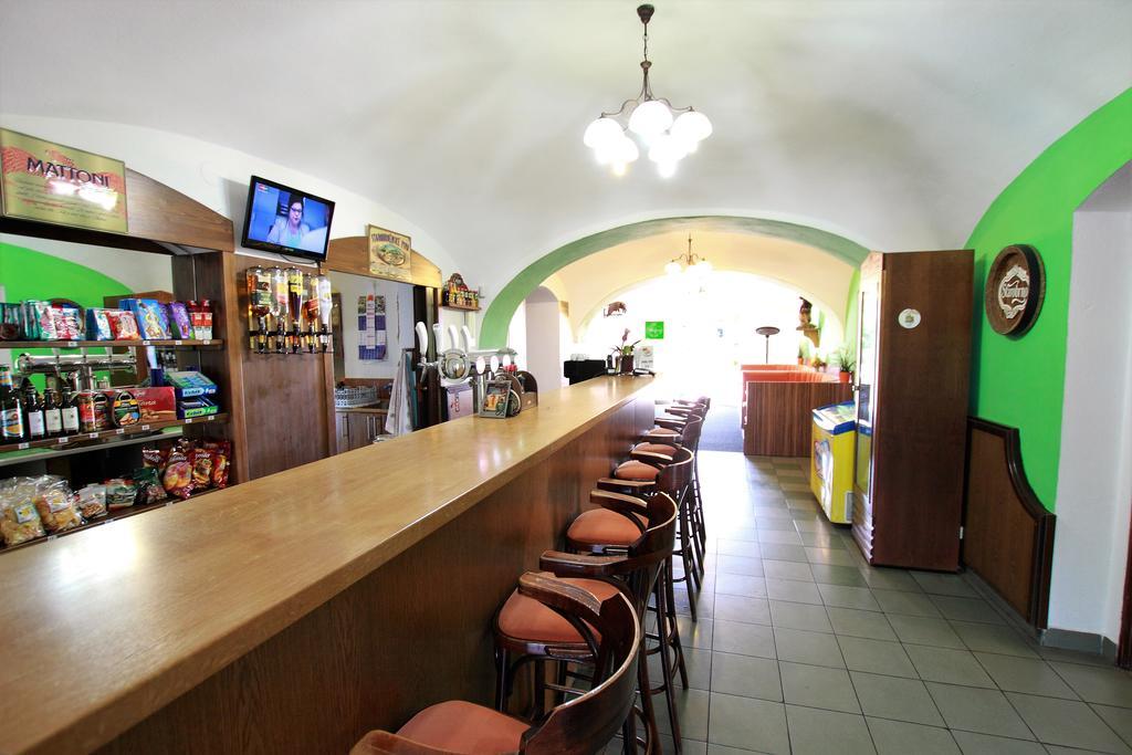 Hotel Club Vranovská Ves Екстериор снимка